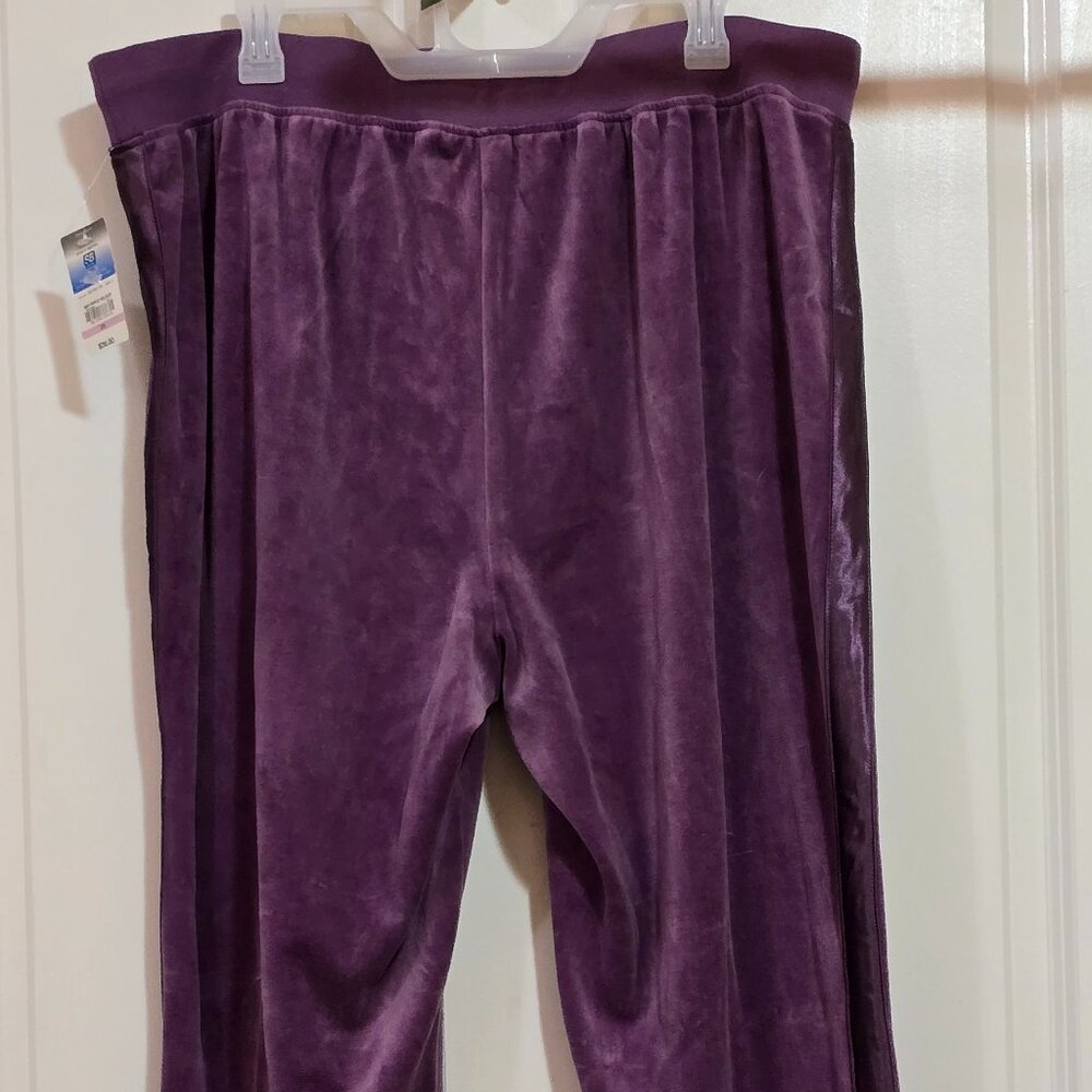 St John's Bay Velour Pants